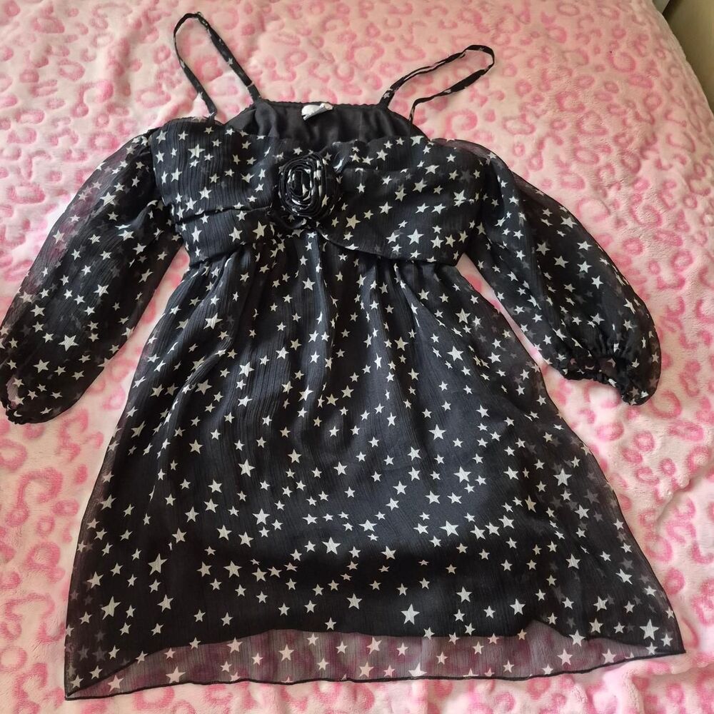 Nolita Women's Black and White Shirt
